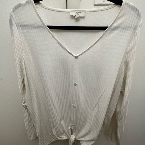 casual white knit LOFT button down tie shirt, size L - Picture 2 of 3